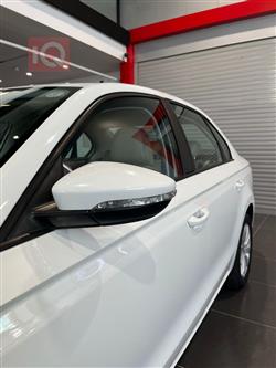 ڤۆڵکسواگن بۆڕا